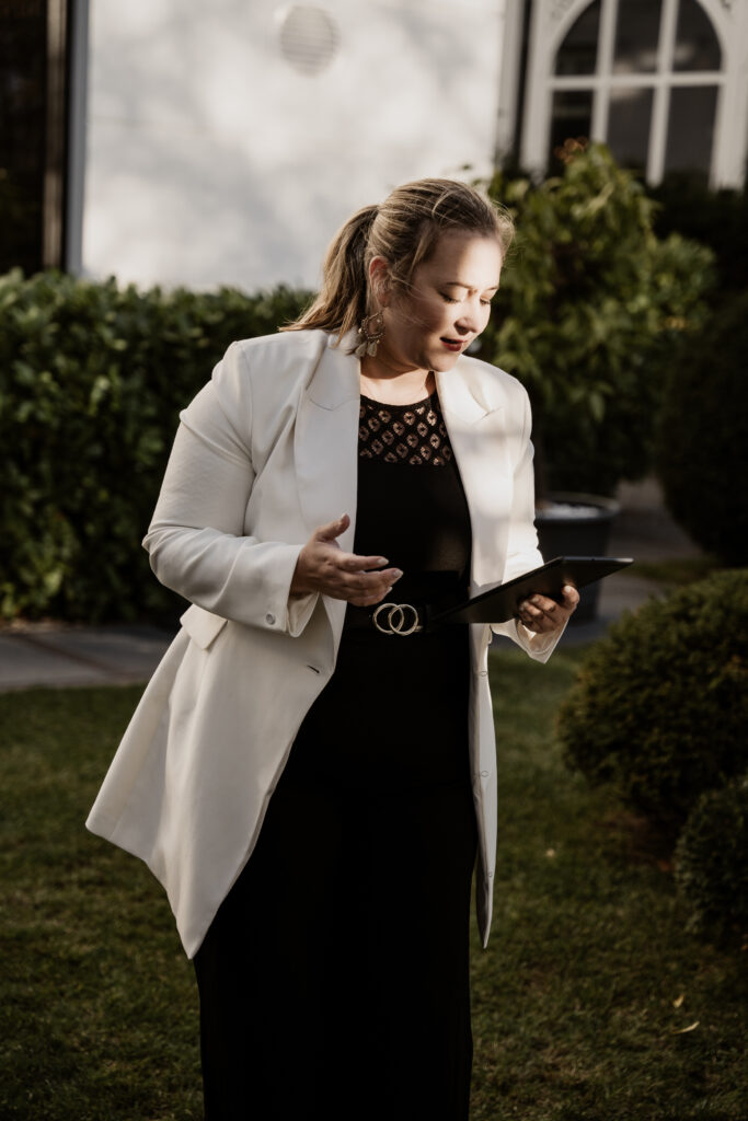 Freie Traurednerin Hochzeit